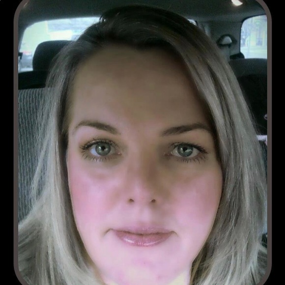 Meet your Posher, Teresa - Picture 1 of 7